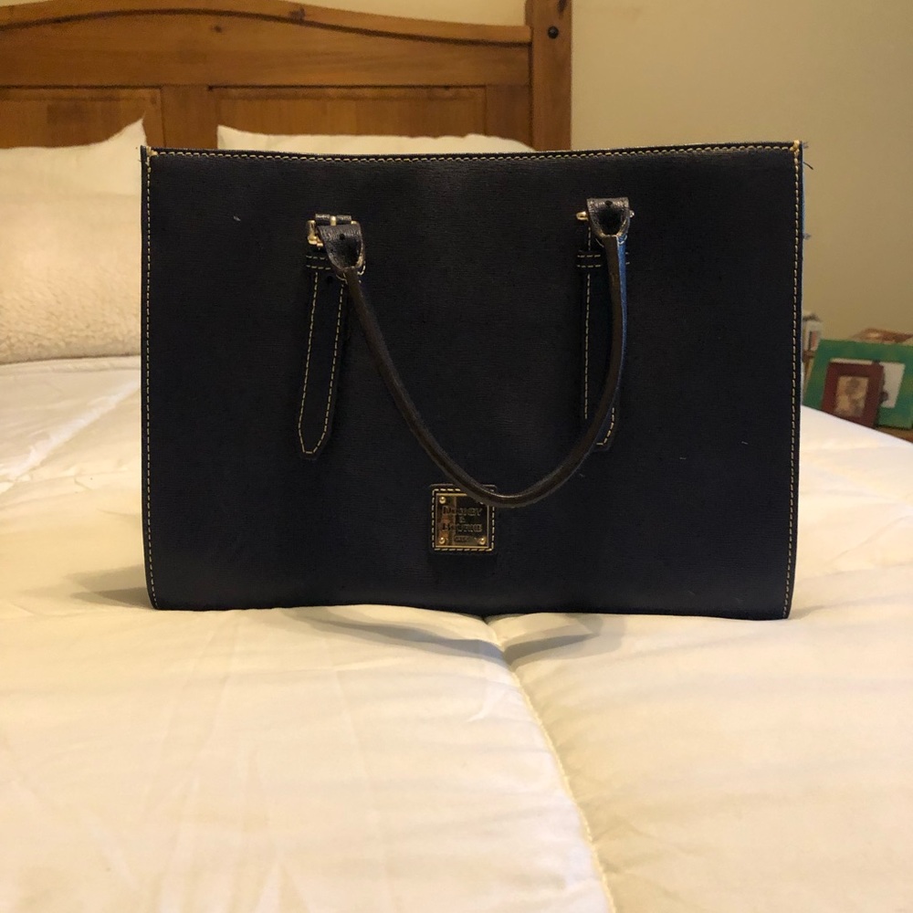 D&B bags in excellent conditions